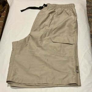 EUC Sz XL Wilson khaki swim cargo shorts